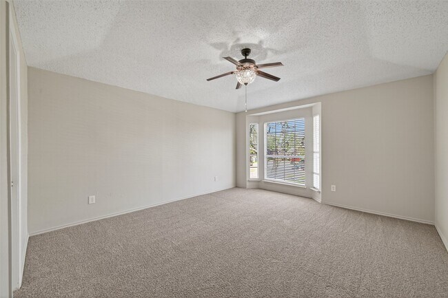 Building Photo - 3479 Rockrill Dr