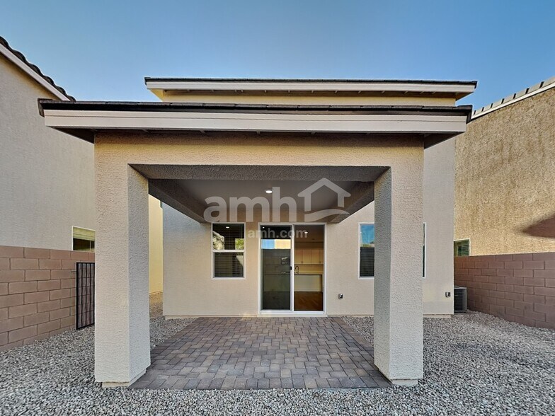 Building Photo - 5820 Fly Fisher St