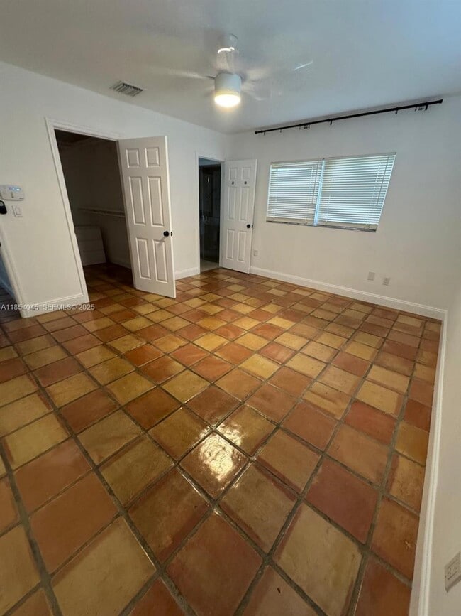 Building Photo - 5801 SW 100th St