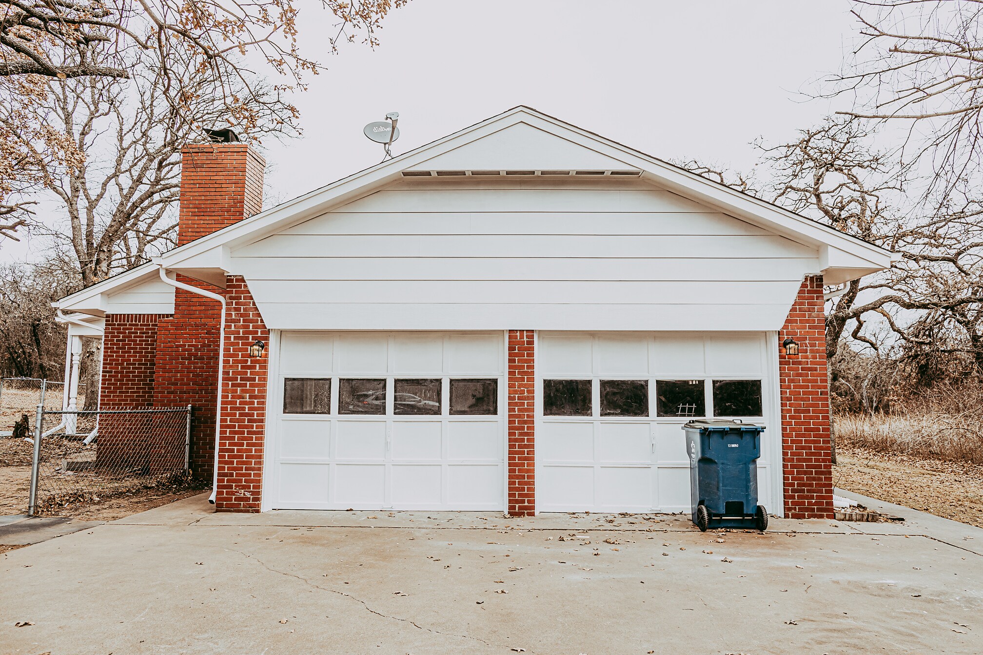 Double Garage - 5331 Indian Hill Rd