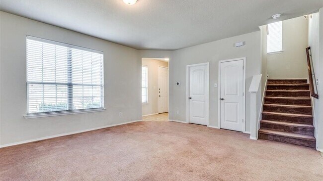 Building Photo - 712 Whitemarsh Dr