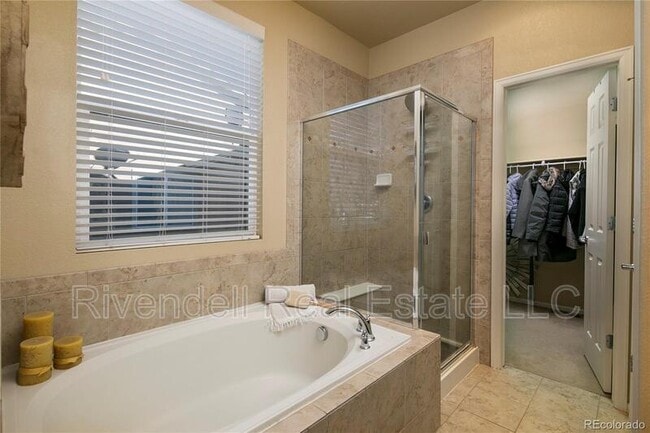 Building Photo - 3633 Desert Ridge Cir