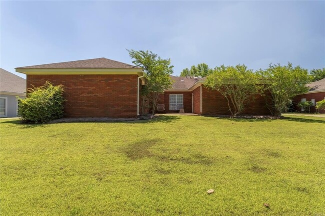 Building Photo - 1855 Brookstone Dr