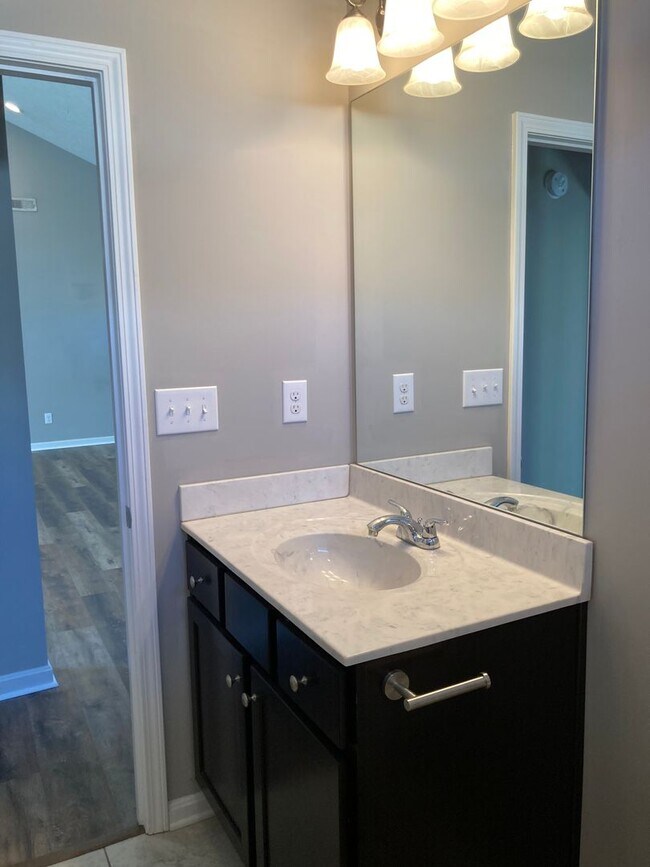 Building Photo - New & Improved Price!