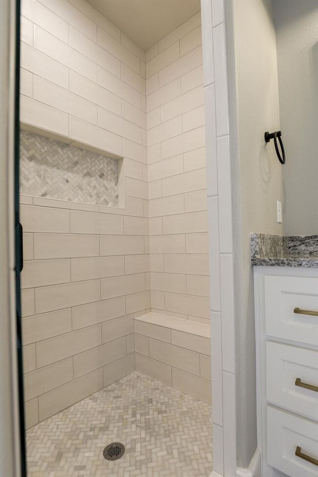 Building Photo - 4 bed 2 bath Cooper ISD