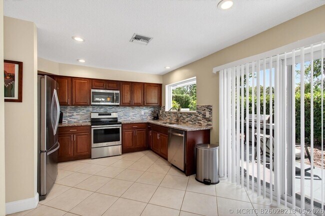 Building Photo - 2034 NW 52nd St