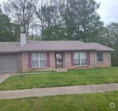 Building Photo - 3 bedroom, 2 bath ranch in Radcliff, Ky