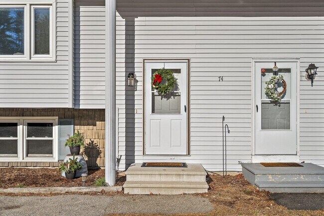 Building Photo - 74 Derryfield Rd