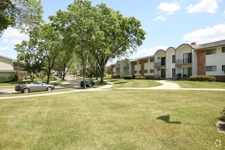 Primary Photo - Deer Trail Apartments