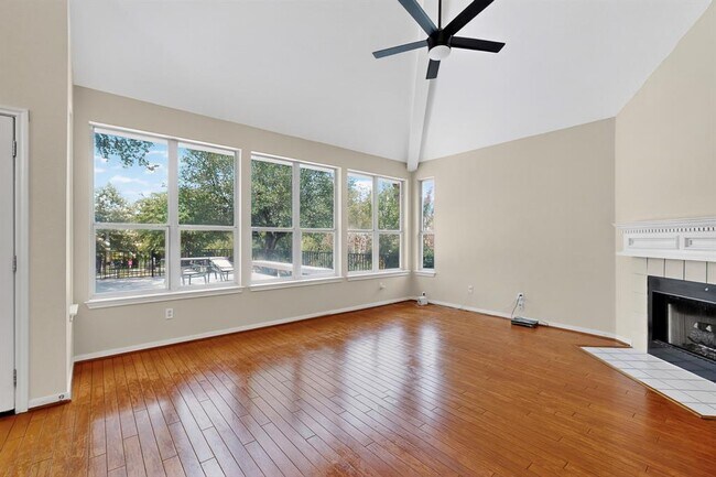 Building Photo - 15114 Wells Port Dr