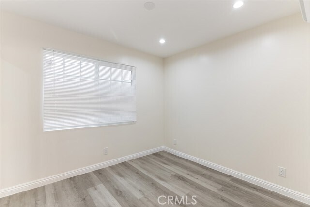 Building Photo - 1128 W Balboa Blvd