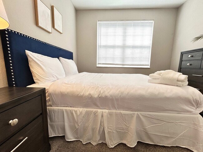 Building Photo - 9533 Magnolia Blossom Dr