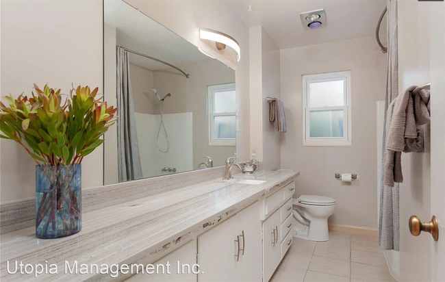 Building Photo - 3 br, 3 bath House - 2036 Mira Vista Drive