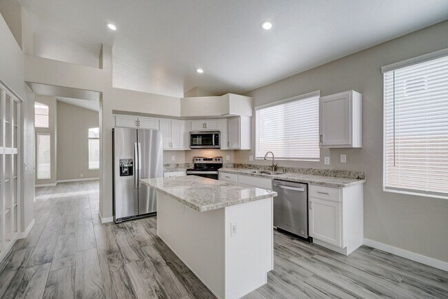 Building Photo - 3720 S Heath Way