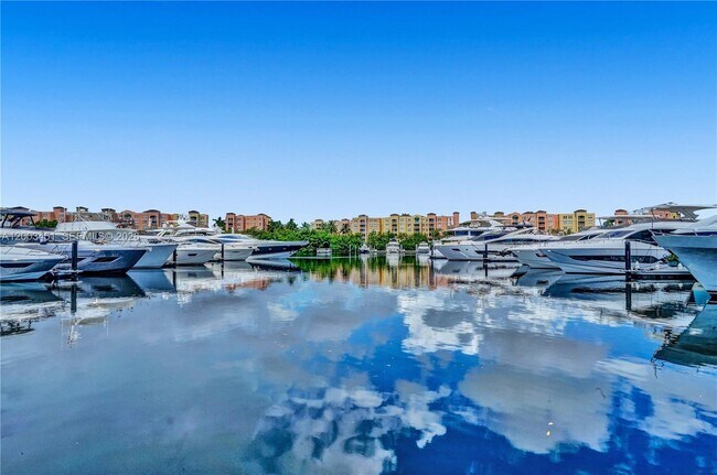 Building Photo - 19667 Turnberry Way