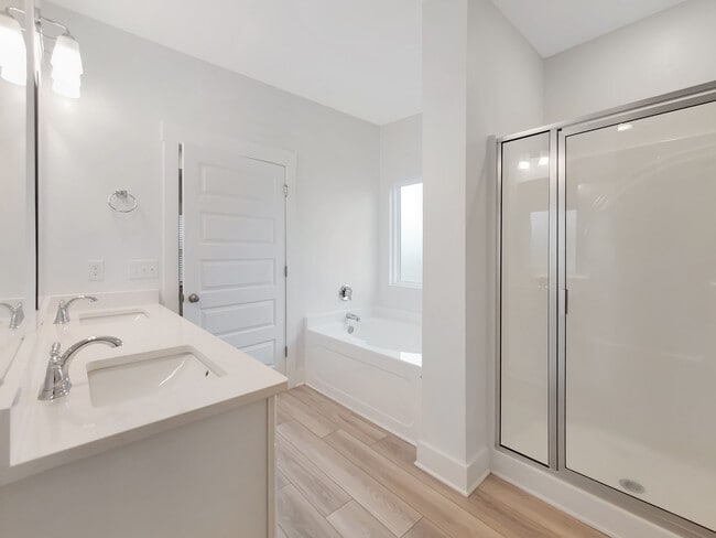 Building Photo - 9846 Weller Cv