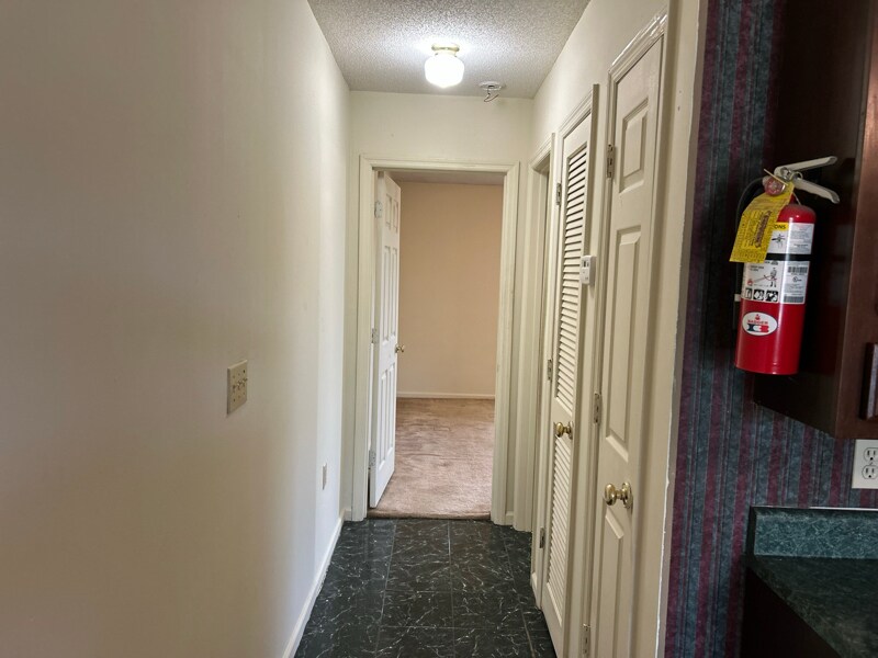 Building Photo - 232 Lanier Dr