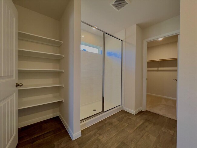 Building Photo - 314 Addison Pl