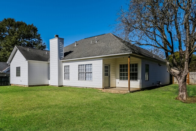 Building Photo - 503 Griffis Rd