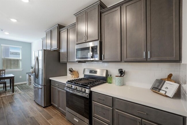 Building Photo - 2903 Bronx Dr