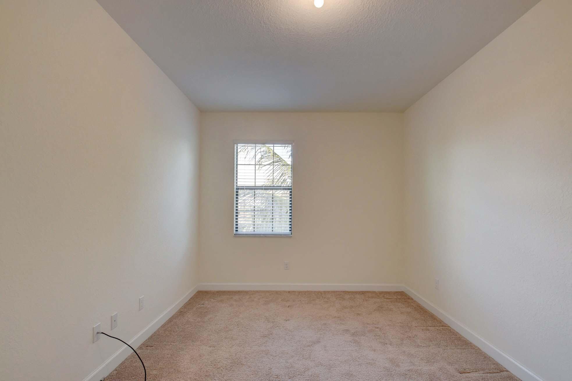 Building Photo - 8834 Willow Cove Ln