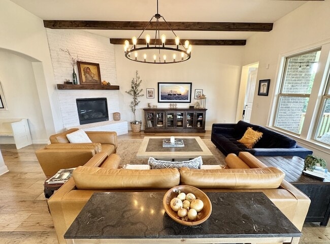 Building Photo - 3584 Robbins Nest Rd