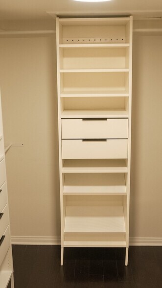Building Photo - 3750 Santa Rosalia Dr