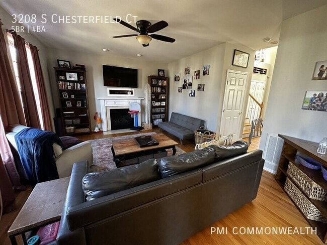 Building Photo - 3208 S Chesterfield Ct