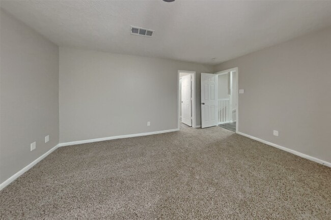 Building Photo - 1514 Chestnut Ln