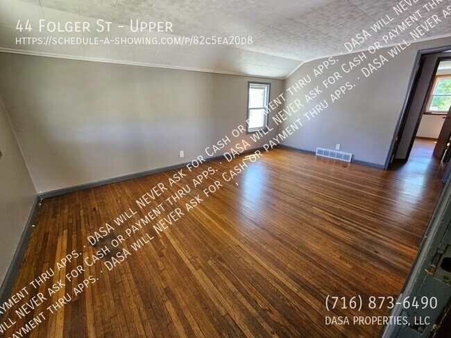 Building Photo - 44 Folger St