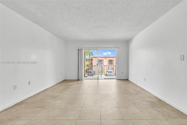 Building Photo - 7201 Miami Lakes Dr