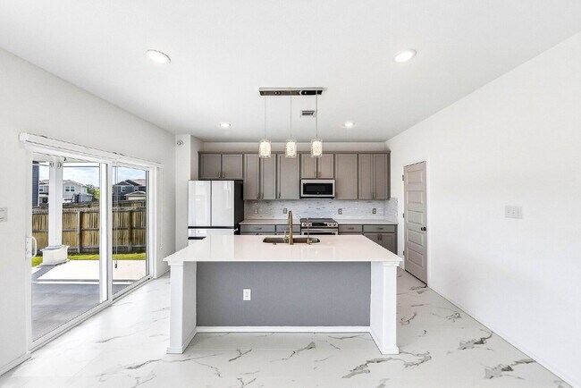 Building Photo - The Home You Will Be Happy to Come Home To.