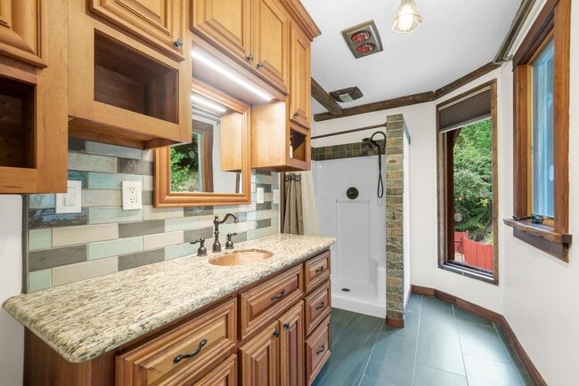 Building Photo - 12970 CA-9