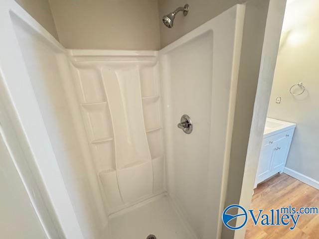 Building Photo - 492 SW Sussex Dr