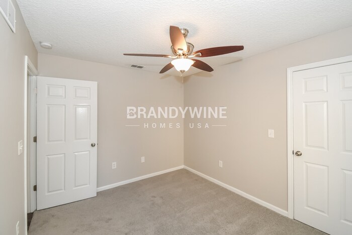 Building Photo - 2060 Felch Ave