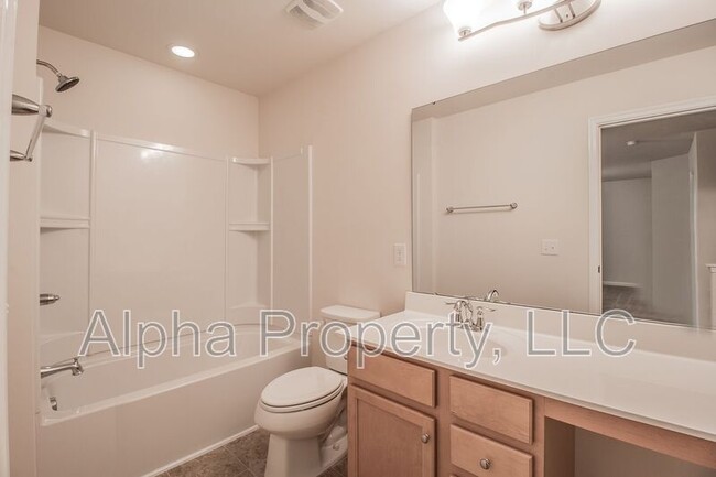 Building Photo - 29 Fairchild Way