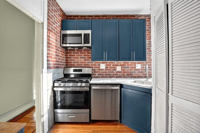 Building Photo - 247 Montgomery St