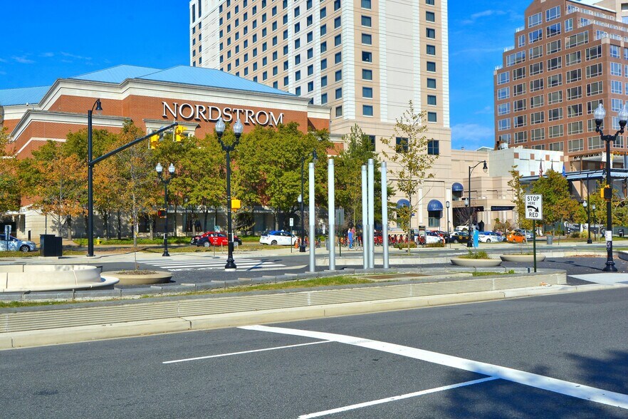 Building Photo - 1830 Columbia Pike