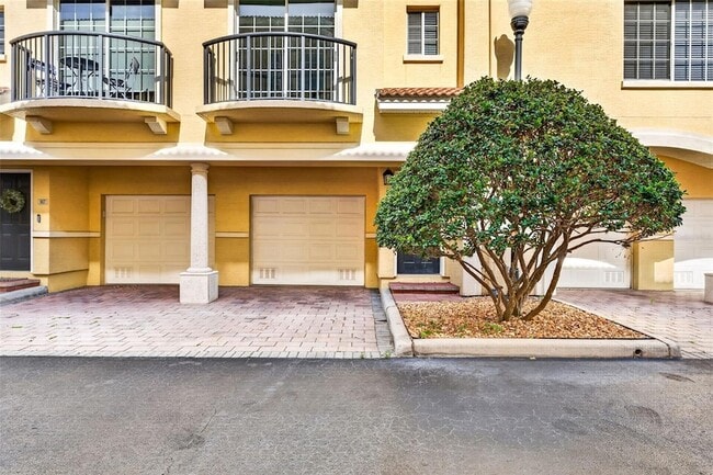 Building Photo - 105 S Bradford Bch Ct