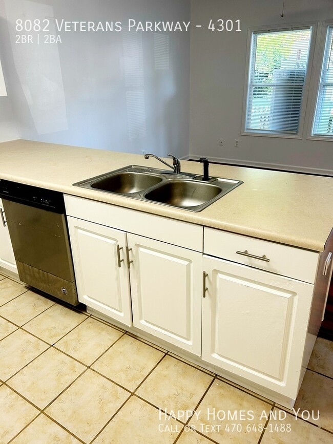 Building Photo - 8082 Veterans Pkwy