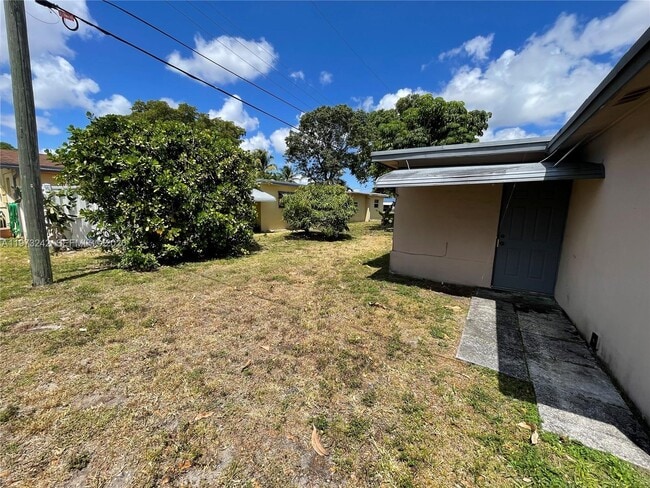 Building Photo - 6871 NW 29th St