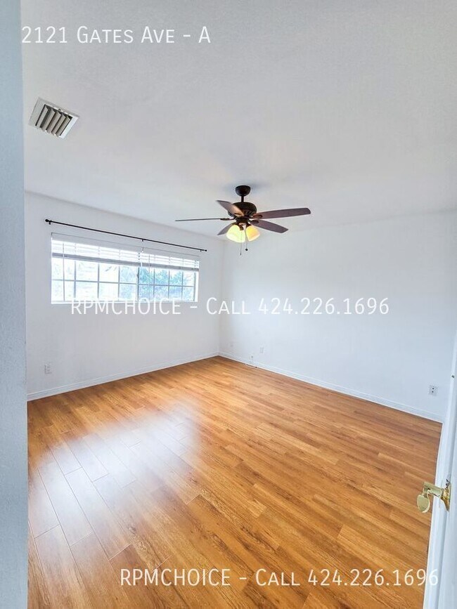Building Photo - 2121 Gates Ave