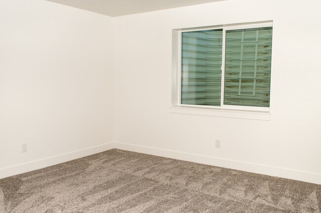 Building Photo - 864 S 340 E