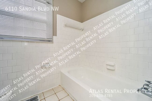 Building Photo - 6110 Sandia Blvd NW