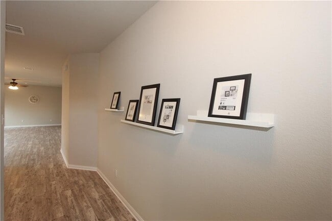 Building Photo - 457 Galway Bay Ln