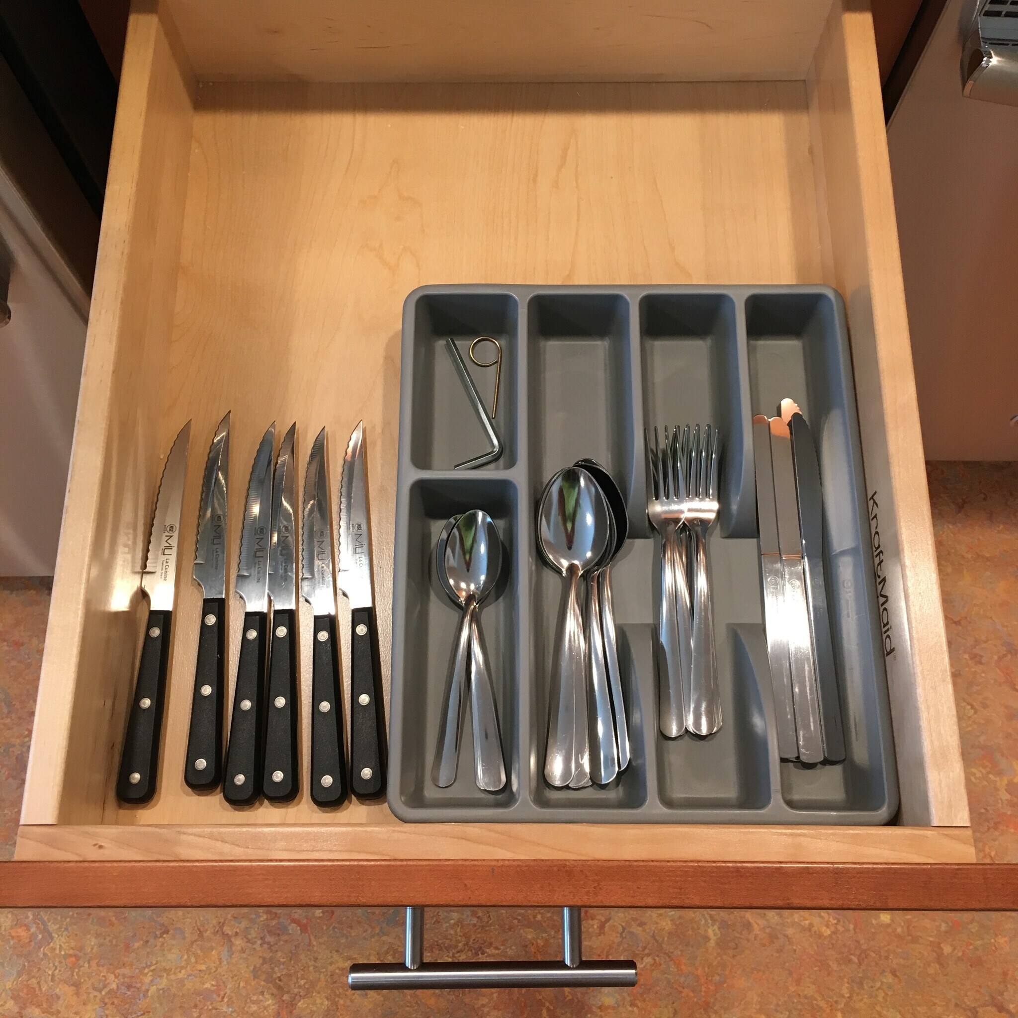 Building Photo - 2318 NE 51st St