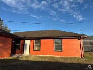 Building Photo - 1408 Pine St