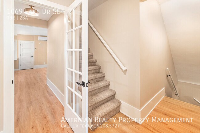 Building Photo - 1069 Lake Dr SE