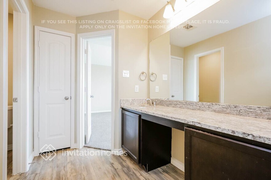 Building Photo - 115 E Kirnwood Dr