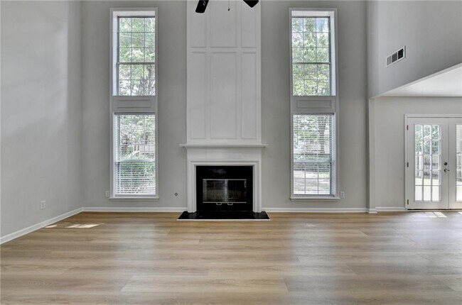Building Photo - 340 Waddington Trail